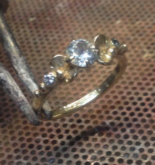 Guld & Design